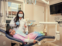 Bethpage Smiles Family Dental (1) - Зъболекари