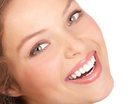 Smiles By Hale (2) - Zubní lékař