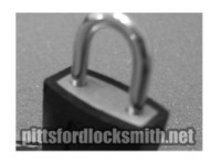 Pittsford Professional Locksmith (4) - Ventanas & Puertas