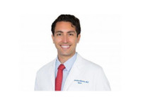 Alex Ghasem, MD - LA Spine Surgeons (2) - Ārsti