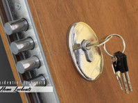 Long Grove Accurate Locksmith (8) - Безопасность