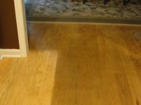 Hardwood Floor Restore llc (3) - Schoonmaak