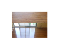 Hardwood Floor Restore llc (4) - Cleaners & Cleaning services