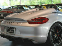 Princeton Porsche (5) - نئی اور پرانی گاڑیوں کے ڈیلر