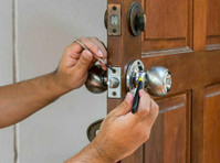Blazing Locksmith Portland (1) - Security services