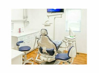Dentist Of Chester Springs (1) - Stomatologi