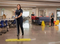 CCS Facility Services (1) - Limpeza e serviços de limpeza