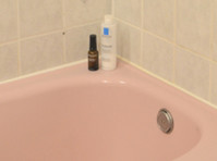 Bath Refinishing NYC (1) - Usługi w zakresie zakwaterowania