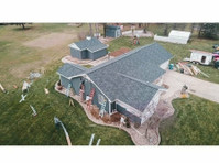 Property Revolution, LLC (1) - Cobertura de telhados e Empreiteiros