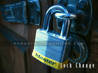 Paradise Locksmiths (8) - Services de sécurité