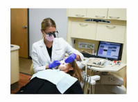 Rickoff Dentistry (4) - Hammaslääkärit
