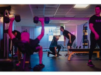 Davis Fitness Method (2) - Siłownie, fitness kluby i osobiści trenerzy