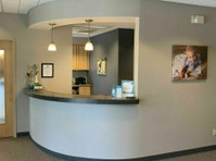 First Impressions Family Dental Care (2) - Dentists