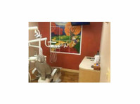 Hudson Valley Pediatric Dentistry (3) - Zubní lékař