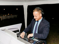 Music And Photo Booths (3) - Live-Musik