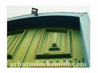 Arbutus Locksmith (5) - Fenster, Türen & Wintergärten