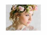 Chicago Bridal Artists (2) - Здравје и убавина