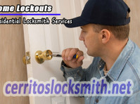 Cerritos Locksmith (5) - Безбедносни служби