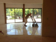 Silver Olas Carpet Tile Flood Cleaning (5) - Schoonmaak