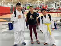 KIT Taekwondo (2) - Тренажеры, Личныe Tренерa и Фитнес