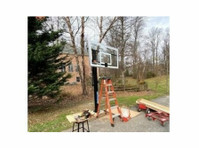 Basketballs Installers (3) - Sports