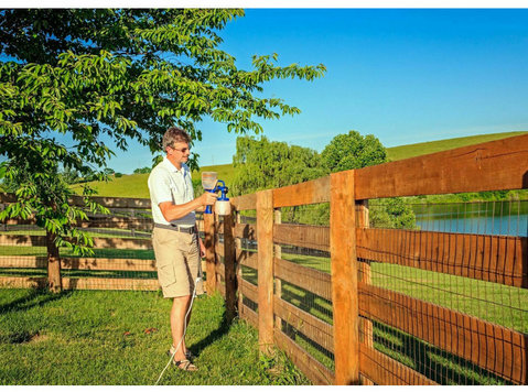 Albany Fencing Co - Home & Garden Services