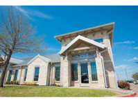 Trinity Valley Oral Surgery & Dental Implant Center (1) - Dentists