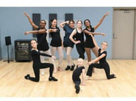 Louisiana Academy of Performing Arts - LAAPA (2) - Música, Teatro, Dança