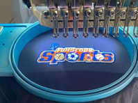 Custom Apparel and Embroidery by FSS (5) - Ρούχα