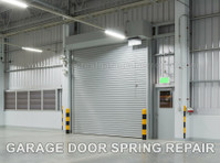 Hazel Crest Garage Door Repair (3) - Hogar & Jardinería