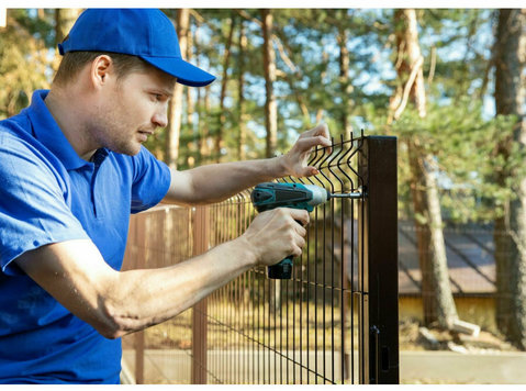 Pittsburgh Fencing Co - Home & Garden Services
