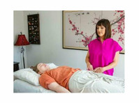 Nicole McLaughlin Acupuncture (3) - اکیوپنکچر
