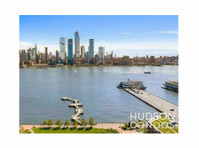Hudson Condos (2) - Agenzie immobiliari