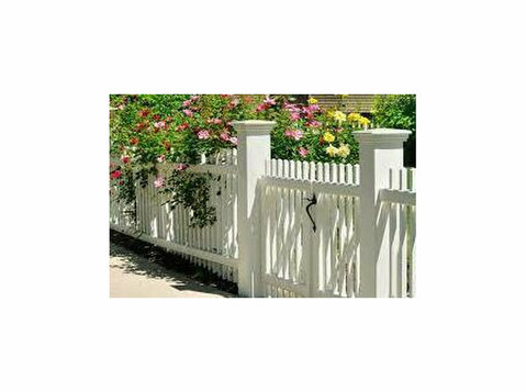 Columbia Fencing Solutions - Куќни  и градинарски услуги