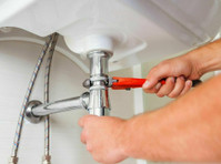 Ashtepihale Plumbing Solutions (1) - Fontaneros y calefacción