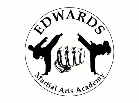 Edwards Martial Arts Academy - Pelit ja urheilu