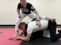 Edwards Martial Arts Academy (6) - Jogos e Esportes