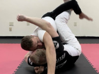 Edwards Martial Arts Academy (7) - Jogos e Esportes