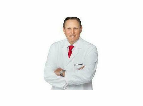 Dr. Marc J. Levine Spine Surgeon - Artsen