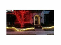 Christmas Lights 4 U, LLC (2) - Домашни и градинарски услуги
