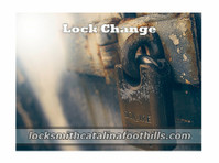 Foothills Locksmith (4) - Security services