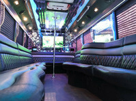 Tampa Limousine Bus (3) - Location de voiture