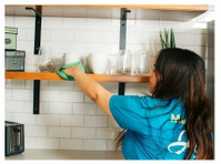 Maid Easy Phoenix House Cleaning Service (2) - Reinigungen & Reinigungsdienste