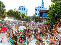 Hyde Beach Pool Party (3) - Nachtclubs & Discos