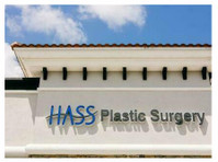 Hass Plastic Surgery & MedSpa (3) - Chirurgia plastyczna