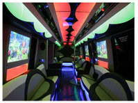 Las Vegas Limousine Bus (1) - Transport samochodów