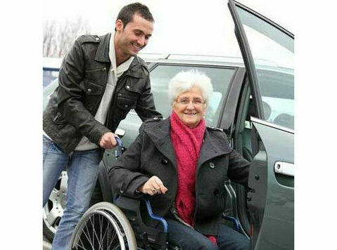 Private Car Service For Seniors - Car Transportation
