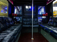 Limo Bus St. Petersburg (5) - Autopůjčovna