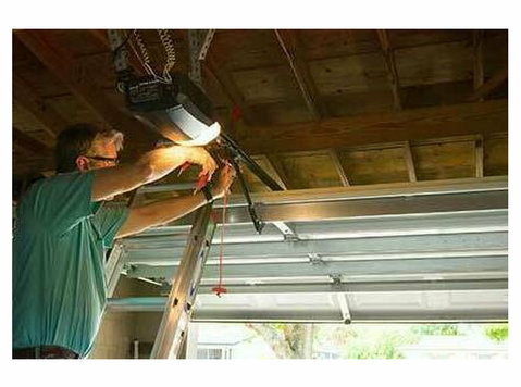 Garage Door Repair Levittown - Janelas, Portas e estufas