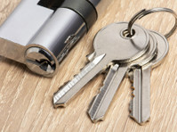 Mobile Locksmith (2) - Security services